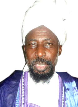 We ‘re committed to saving lives – Dr. Fashola, Amir Ahmadiyya