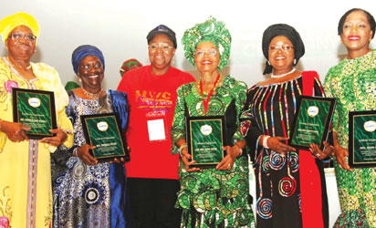 Fashola tasks women to champion campaign for state police