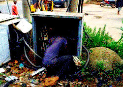 FCT Police nab 7 armored Cable thieves