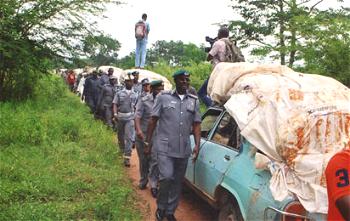 Customs C-G orders removal of illegal check-points