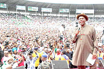 Don’t vote until you see result sheets, Amaechi tells APC members