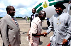 Jonathan’s Edo visit: Soldiers avert clash between PDP/APC youths in Edo