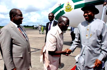 Jonathan’s Edo visit: Soldiers avert clash between PDP/APC youths in Edo