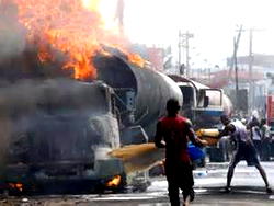Torrent of tears as Ibadan tanker fire victims count losses