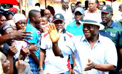 Mark wades into Benue govt, striking lecturers dispute