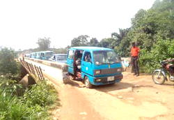 Residents groan over 102-yr-old abandoned Ojutu bridge