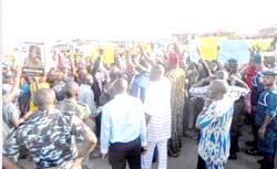 Sporadic shootings leave scores injured, goods destroyed in Onitsha