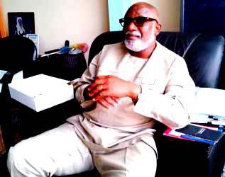Akeredolu calls for sacrifice by politicians