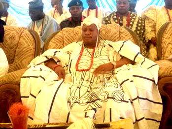 Otan Ayegbaju: Two palaces, one king