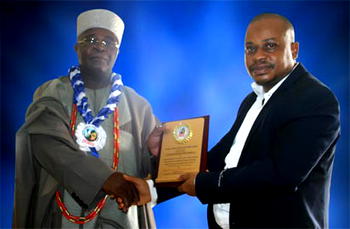 Oba Gbadebo  conferred with Glima award