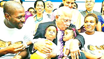 Indian hospital separates African twins joined at abdomen and chest