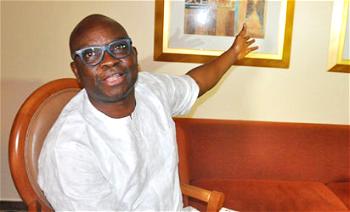 Let’s honour our heroes while alive, Fayose advises politicians