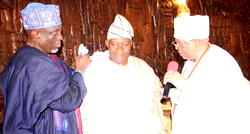 Awujale to Jonathan: Obas don’t tell people who to vote for