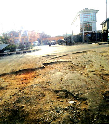 After 4yrs, Lagos starts palliative work on Ayobo-Ipaja road