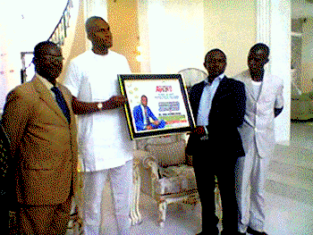 Philanthropist bags award