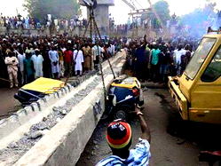Tricycle rider escapes death on Kano bridge that killed 7