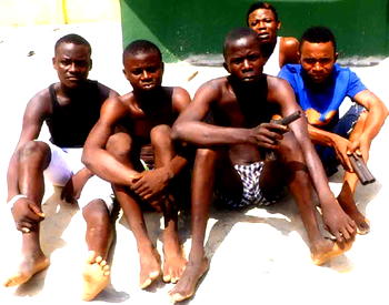Police arrest 5 suspected robbers in Lagos