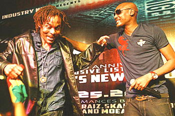 Majek Fashek meets 2face on COSON stage