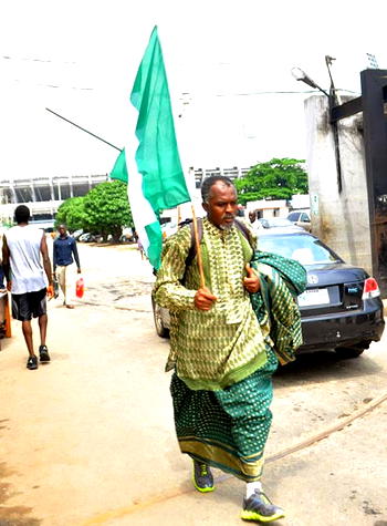 Man, 46, treks from Lagos to Abuja to promote “wrapper marathon’’