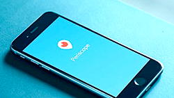 Twitter’s periscope app zooms into world map