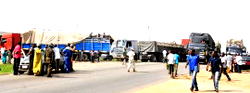Soldiers shoot driver over N500; colleagues shut Zaria-Kaduna highway
