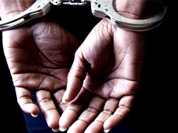 Residents ‘arrest’ 2 robbers in Ilorin