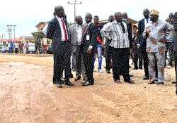 Ambode gives 2-month deadline for completion of Lagos road