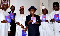 Media icons honour Amuka, discuss newspapers’ future