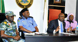 Apapa gridlock: Lagos govt, fuel depots owners to expand tankers’ parking lot
