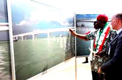FG committed to completion of 2nd Niger Bridge, Ziks Mausoleum projects – Fashola