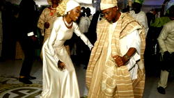 Photos: Aregbesola shows dancing skills @ daughter’s wedding