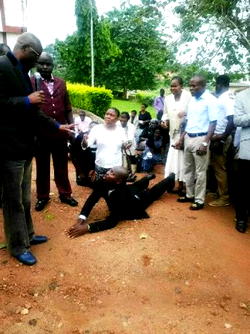 Workers scamper, as Fayose pays unscheduled visit to State Secretariat