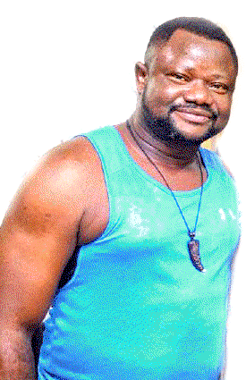 Lancelot threatens to place curse on pirates