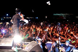 Video: Watch Wizkid thrill fans at One Africa Music festival