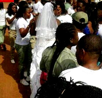 Photo: Bride attends NYSC head count in wedding gown