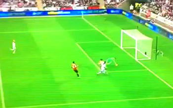 Video SWA 2-1 MUN: See Gomis’s goal against Manchester United