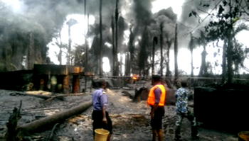 Nigerian Navy raids Illegal refineries in Warri