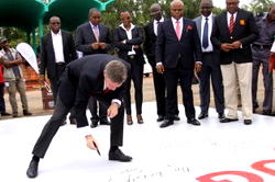 Nigerian Breweries unveil world biggest Gulder promo poster