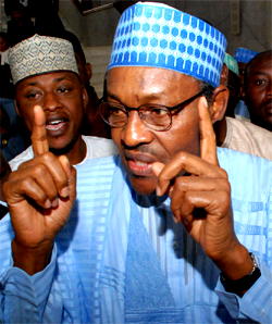 Poverty of ideas, corruption, inefficiency killing Civil Service, says Buhari