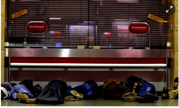 Germany to reinstate border controls over surge in refugees