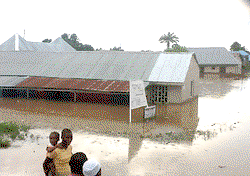 Flood displaces over 200 households in Plateau