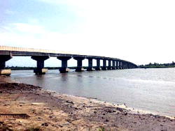 FG declares commitment to complete 2nd Niger Bridge, Zik’s Mausoleum