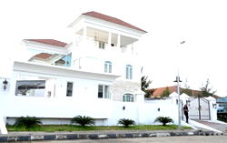 Court dissolves 17-year-old marriage over secret house built by wife