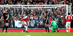 Arsenal shred Man Utd, Mersey rivals draw