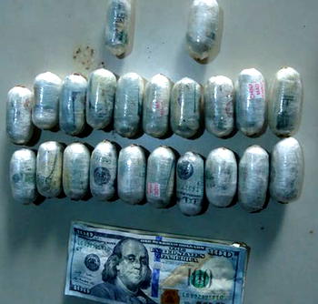 Why I hid $34,000 in my pants, by suspect