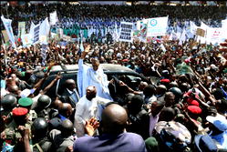 Buhari calls for investigative journalism