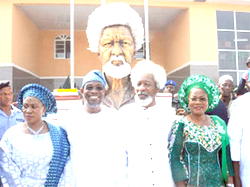 Honour for Soyinka in Osun
