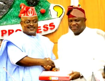 Lagos budgets N662.588bn for 2016