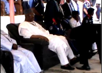 DSS shoe shiner: Dambazau has done nothing wrong- Group