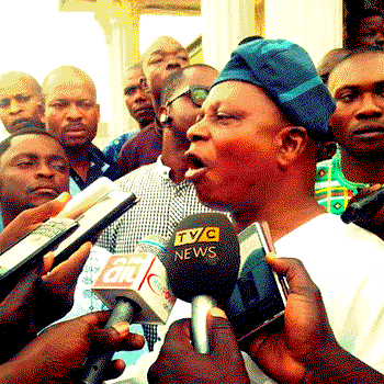 How complimentary card saved gov aspirant from kidnappers
